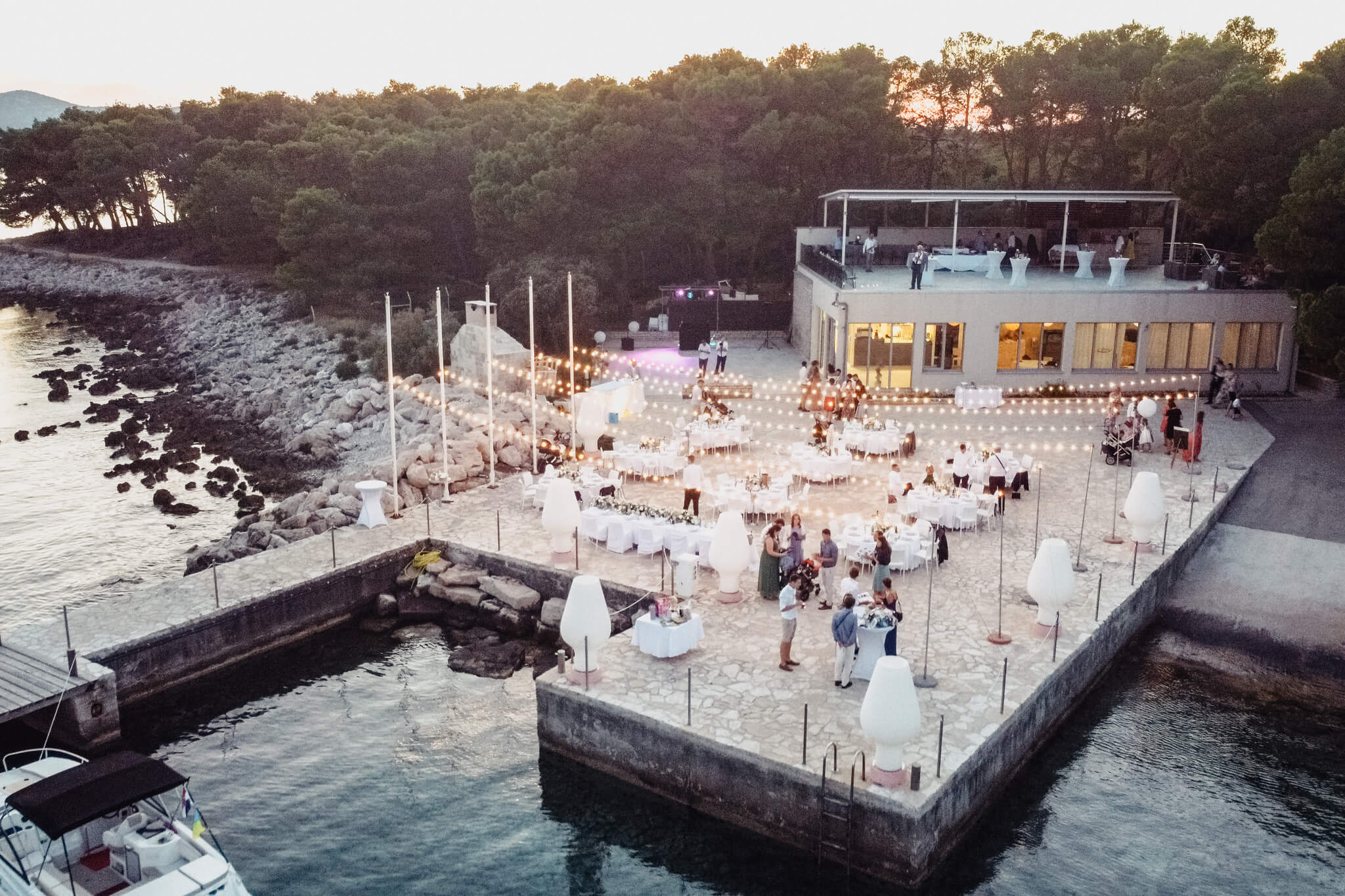Hochzeitslocation am Strand in Biograd, Kroatien