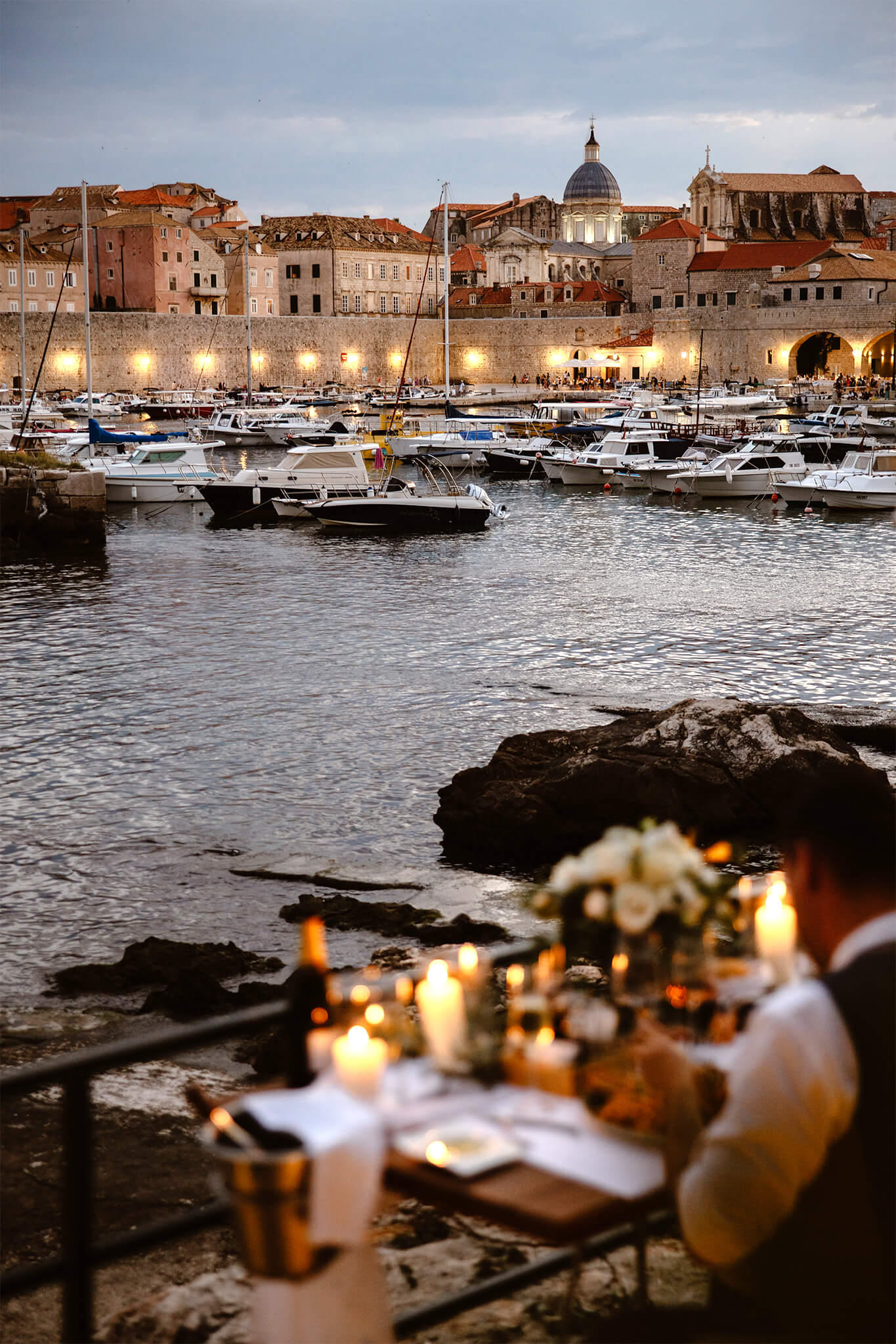 Restaurant in Dubrovnik mit Blick auf die Altstadt